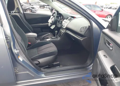 2010 Mazda Mazda6 I Touring из США, поврежденный, VIN 1YVHZ8CH8A5M54276